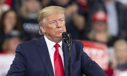 Trump, Karşı Olduğu Postayla Oy Kullandı