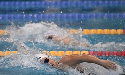Milli yüzücülerden 9 madalya