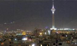 Tahran’da Gökyüzü Karardı
