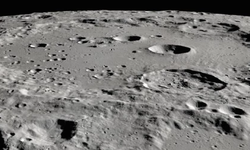 Astronotlar yakında Ay humusu yiyebilir