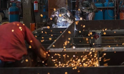 Alman sanayiciler Orta Doğu'daki savaş nedeniyle üretimde durgunluk bekliyor