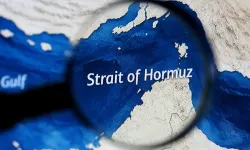 BAE: Hürmüz Boğazı pazarlık konusu olamaz