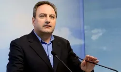 Stefanu, Miçotakis ile görüştü