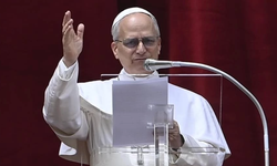 Papa 14. Leo: Dünya, bir avuç zorba tarafından harap ediliyor