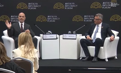 ADF'de Erhürman'a "İki devletli siyaset devam edecek mi?" soruldu: İçerik, kavramlardan daha önemlidir!