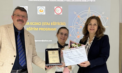 DAÜ Eczacılık Fakültesi, “Rehber Eczacı” eğitim semineri düzenledi