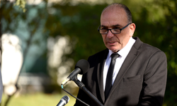 Benan, Güney Kıbrıs’ta bayrak yakılmasını kınadı