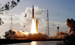 Artemis, Ay'ın uzak tarafına yaklaşıyor