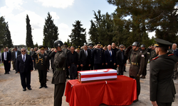 Reşat Ahmet, 60 yıl sonra son yolculuğuna uğurlandı