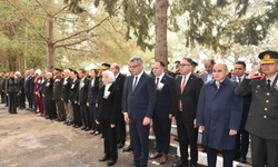 İlk Başbakan Çağatay anıldı