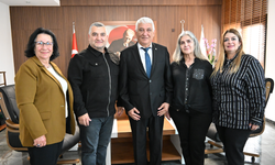 Özçınar, Çağdaş Müzik Derneği'ni kabul etti