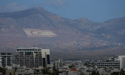 Macaristan uyruklu bir kişi KKTC’deki eski Rum taşınmazlarını suiistimal iddiasıyla tutuklandı