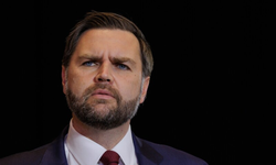 JD Vance: Trump İran’la kapsamlı anlaşma peşinde