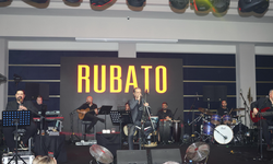 Acapulco Live’da Alkışlar Rubato İçin