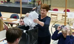 İngiltere'de yerel seçimlerin ilk sonuçlarında aşırı sağcı Reform UK Partisi öne çıktı