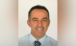 EMEKLİ MÜDÜR BU BAYRAMDA ÇOCUKLARI SEVİNDİRDİ