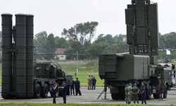 Rusya: Hindistan'la ilave S-400 sevkiyatını görüşüyoruz