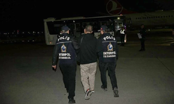 Adana'daki depremde 40 kişinin hayatını kaybettiği binanın firari müteahhidi Türkiye'ye iade edildi