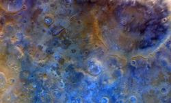 NASA, Mars'ın nadir görüntülerini yayınladı