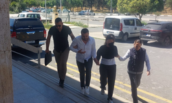 Tatil İçin Geldiler Çantalarında Canlı Mermi Bulundu