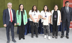 DAÜ TechGirls Komitesi'nin düzenlediği liseler arası bilişim yarışması yapıldı