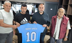 Nahit Öncü'den Spor Yazarlarına Anlamlı Jest