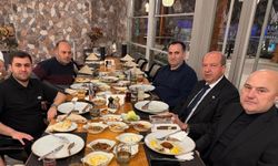 Ersin Tatar İş insanlarıyla akşam yemeğinde bir araya geldi