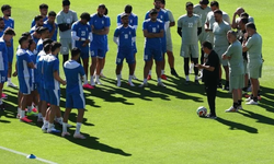 İran Milli Futbol Takımı ABD'de protestolarla karşılandı
