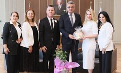 Cumhurbaşkanı Tufan Erhürman, Bahar Esintileri Sanat Derneği yetkililerini kabul etti