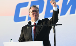 Sırbistan Cumhurbaşkanı Vucic, birkaç hafta içerisinde görevinden istifa edeceğini duyurdu