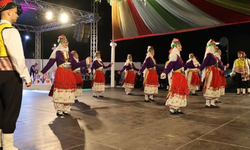 İskele Belediyesi Uluslararası Halk Dansları Festivali'de tanıtım gösterileri sunuldu