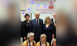 Ersin Tatar Londra’daki geceye katıldı