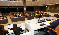 Meclis’te Seçim Tarihi Tartışması