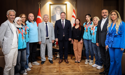 Öztürkler Şampiyon Takımı Kabul Etti