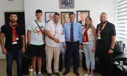 KKTC Galatasaraylılar Derneği’nden Arıklı’ya Ziyaret