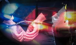İzmir'de iki belediyeye soruşturma: 24 gözaltı