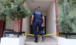 Güney Kıbrıs'ta iki cankurtaran kulübesinin önünde boğuldu