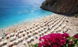 Antalya’da “Dumansız Plaj” uygulaması başlatıldı