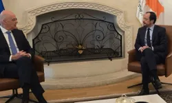 Hristodulidis, Yunan Savunma Bakanı Dendias'ı kabul etti: Bölgesel gelişmeler ele alındı