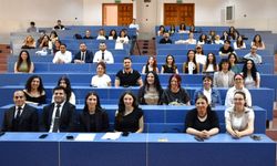 DAÜ TOLES MEZUNLAR ZİRVESİ ÖĞRENCİ VE MEZUNLARI BİR ARAYA GETİRDİ