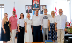 Koro şefleri Uluçay’ı ziyaret etti