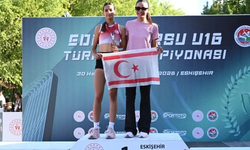 Genç atletlerden büyük başarı: Damla Dönmez Türkiye birincisi!