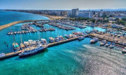 Larnaka’da yangın
