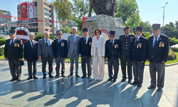 KKTC'nin Barış ve Özgürlük Bayramı Antalya'da törenle kutlandı