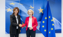 Holguín, Brüksel’de von der Leyen ve Fitto ile görüştü