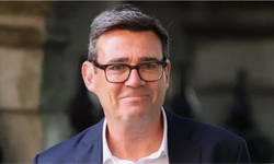 İngiltere'de iktidardaki İşçi Partisi'nin yeni lideri Andy Burnham oldu