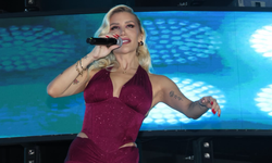 İrem Derici Chamada Club’da Rüzgâr Gibi Esti
