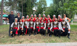 LAÇ Belediyesi Halk Dansları Topluluğu Sırbistan’daki Uluslararası Festivale katıldı