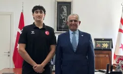 Beşiktaş’a transfer olan Akçam’ı kabul etti: Tarihi bir gelişme