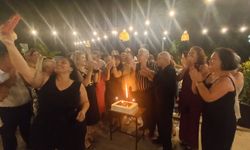 AZTMD Birinci Yaşını Müzeyyen Restaurant’ta Coşkuyla Kutladı